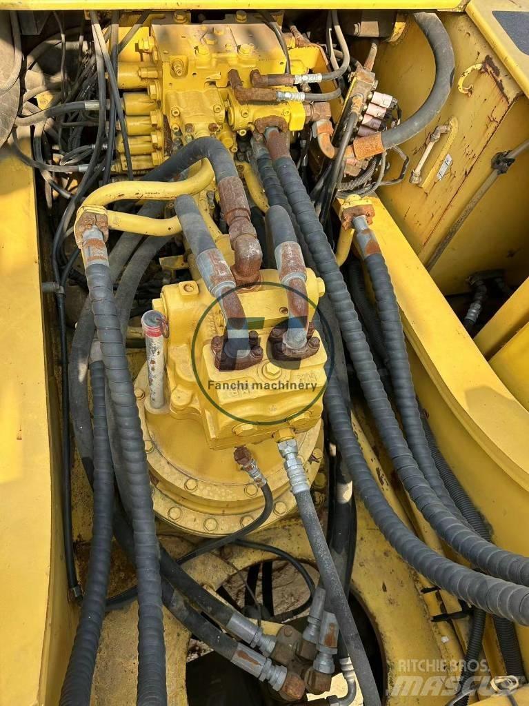 Komatsu PC 360 대형 굴삭기 29톤 이상