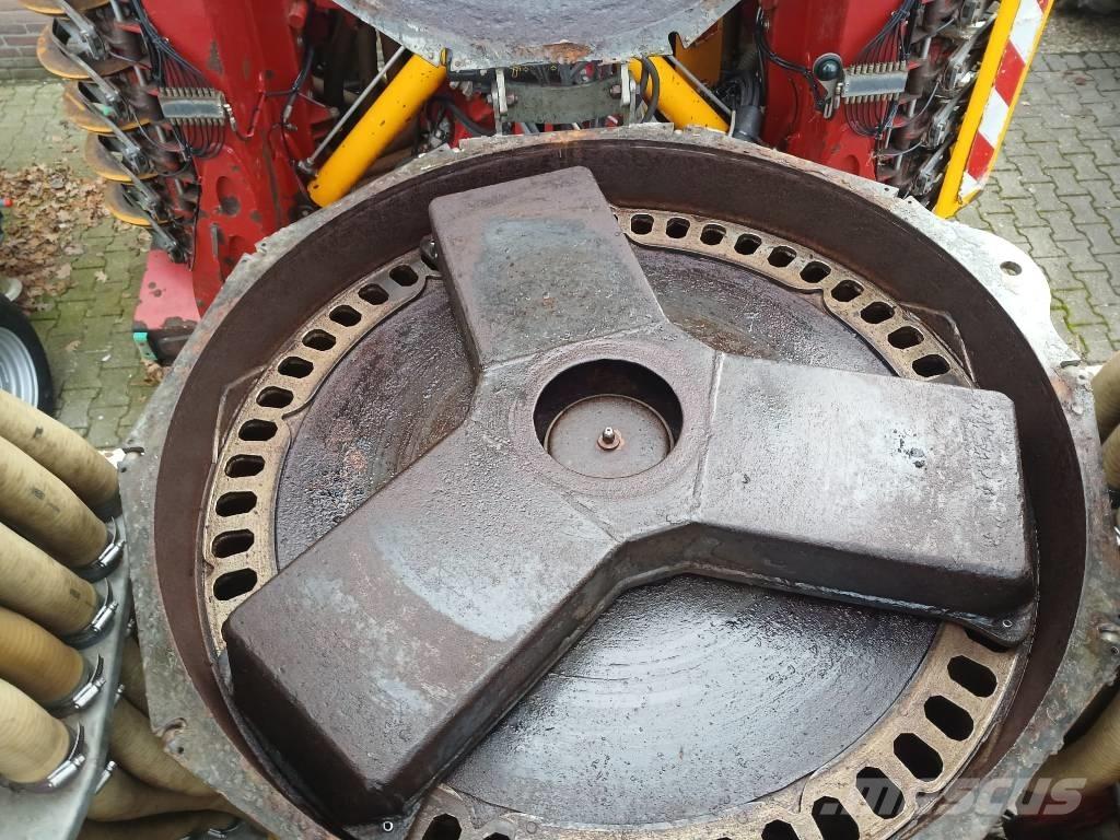 Vredo ZB3-9152 퇴비살포기