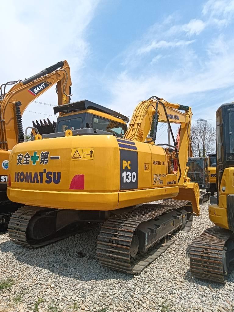 Komatsu PC 130 중형굴삭기 7톤-28톤