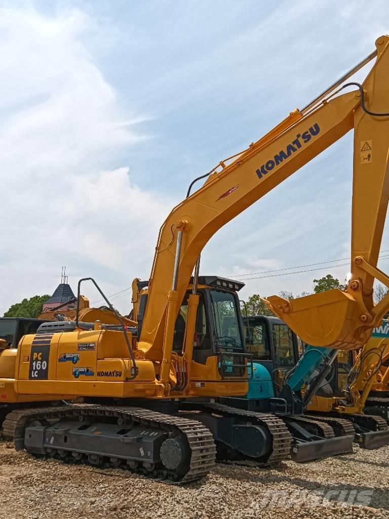 Komatsu PC 160 대형 굴삭기 29톤 이상