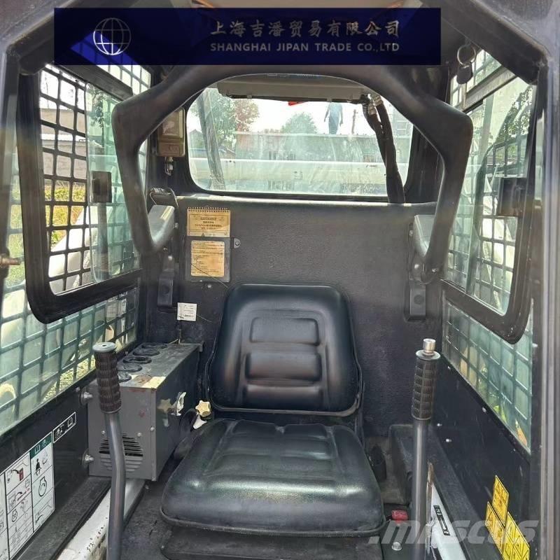 Bobcat S 18  스키드로더