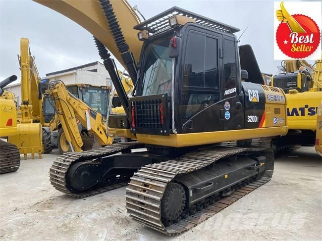 CAT 320 D 대형 굴삭기 29톤 이상