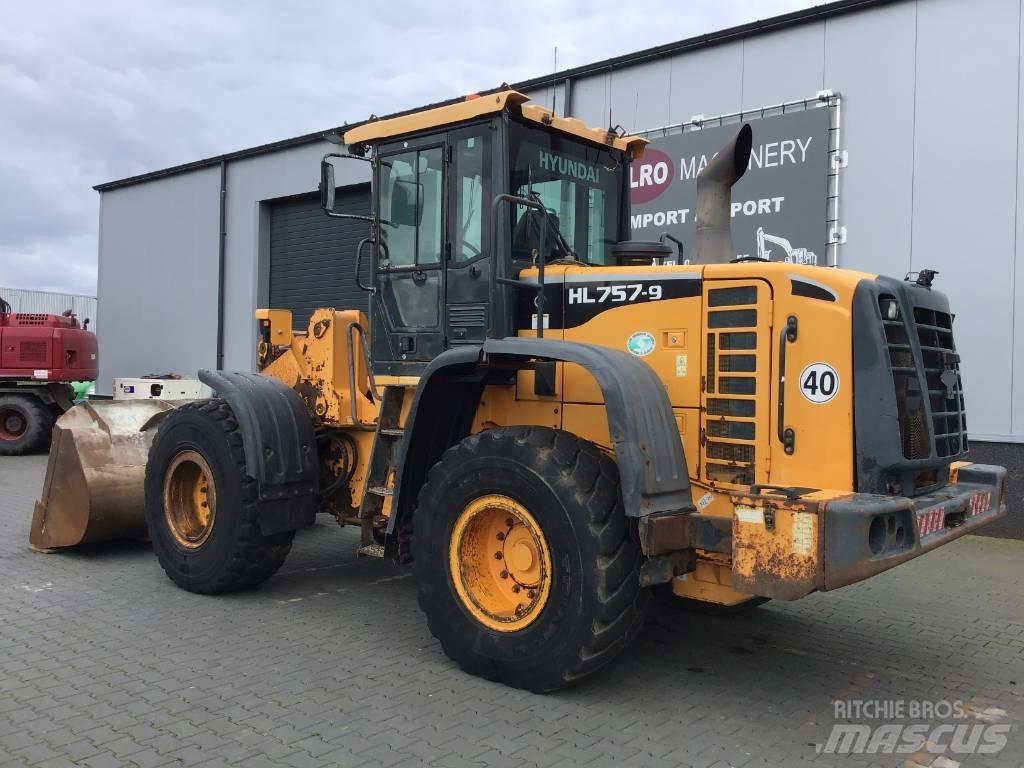 Hyundai HL 757-9  휠로우더