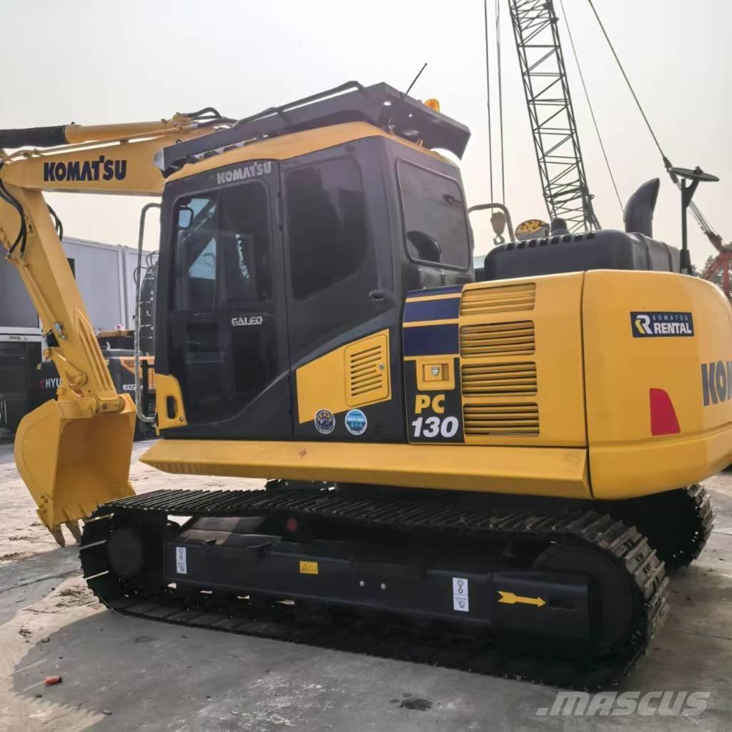 Komatsu PC 130 중형굴삭기 7톤-28톤