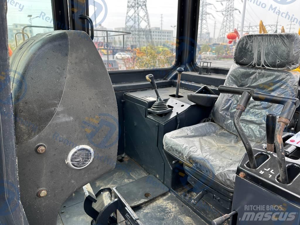 Shantui SD 32 크롤러 도저