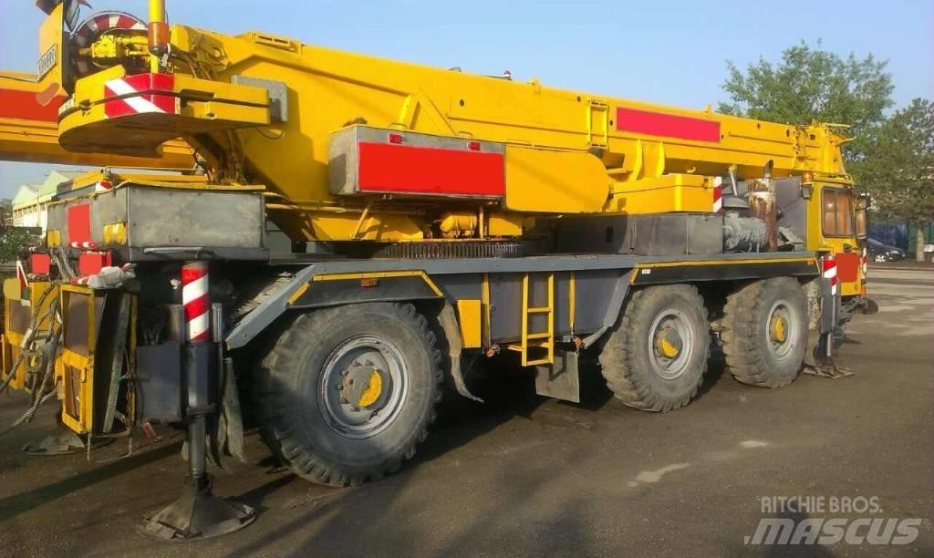 Liebherr LTM 1045 A/T 크레인