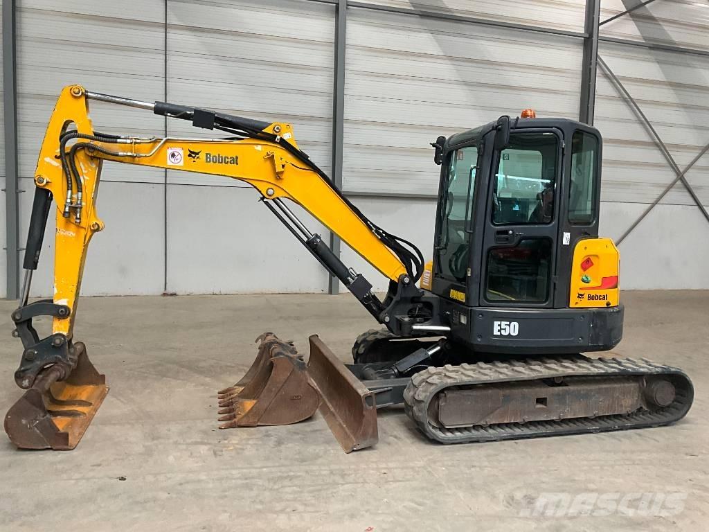 Bobcat E 50 EM 소형 굴삭기 7톤 미만