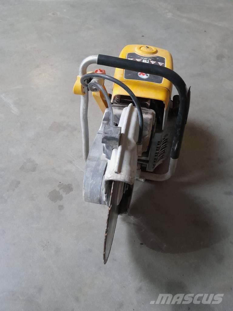 Wacker Neuson BFS635 암석 및 콘크리트 절단기
