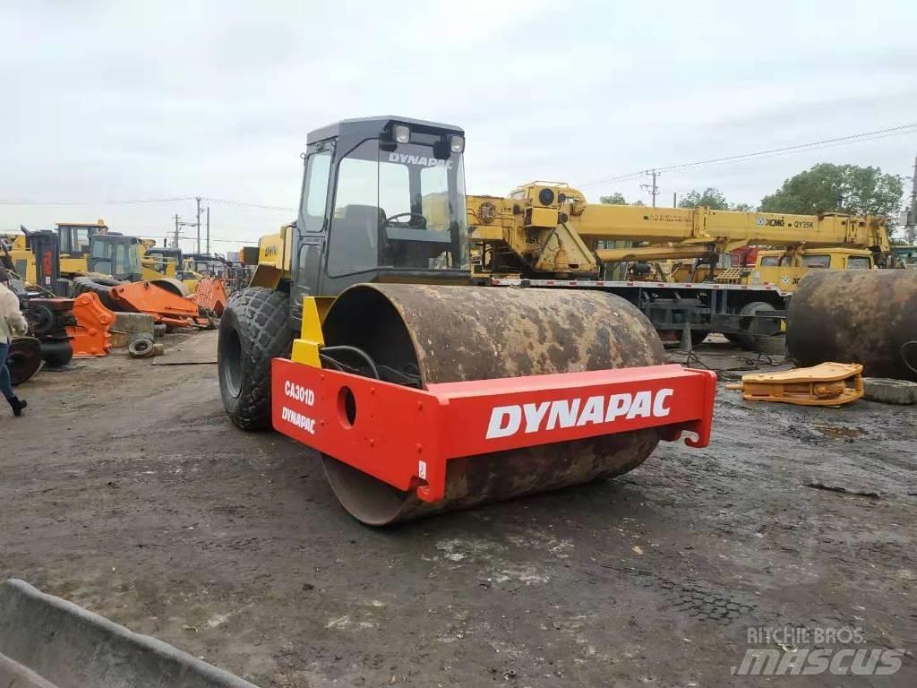 Dynapac CA 301 D 싱글 드럼 롤러