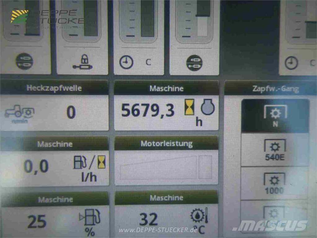 John Deere 6215R 트랙터