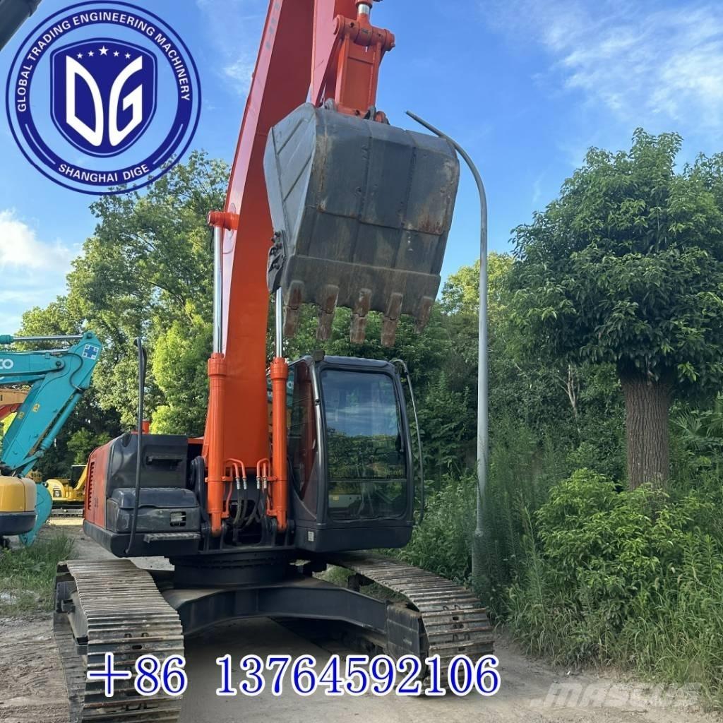 Hitachi 210LC 대형 굴삭기 29톤 이상