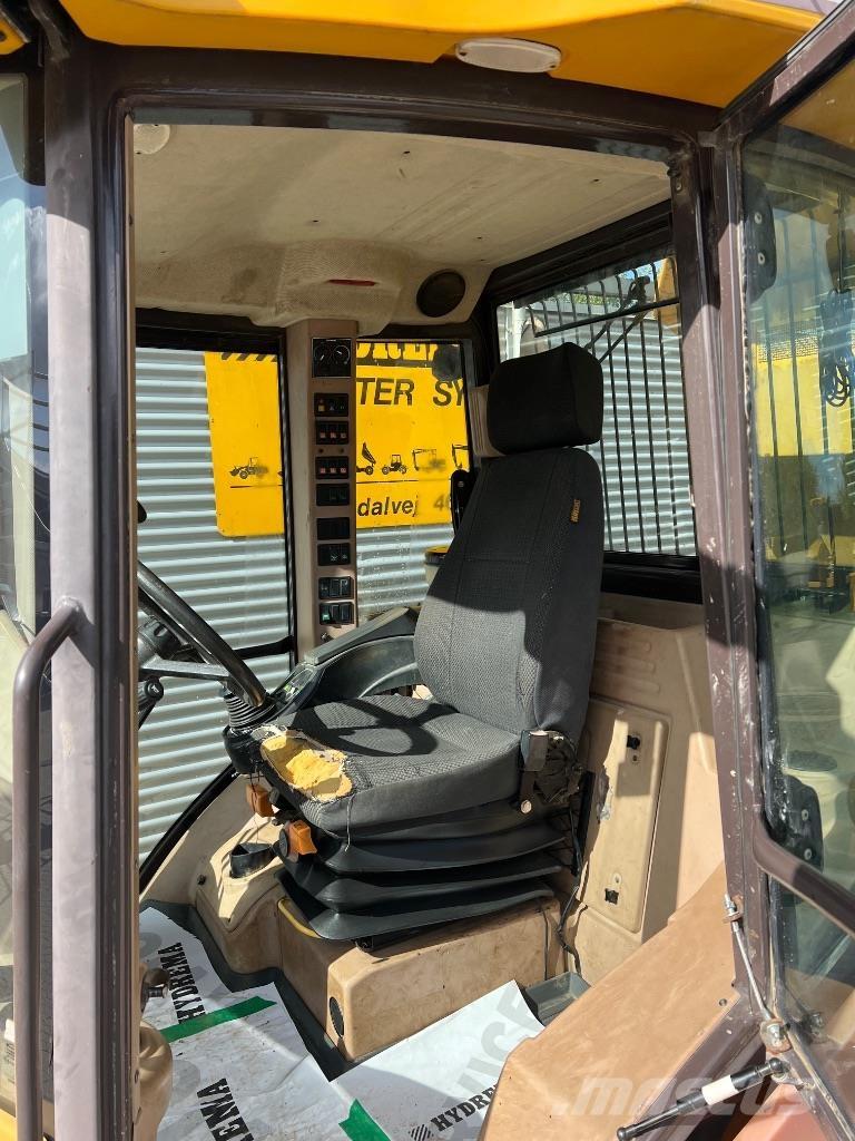 Hydrema 912 DS 연결식 홀러