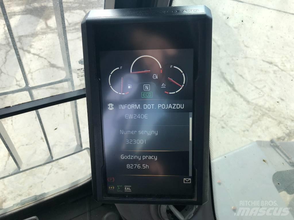 Volvo EW240EMH 폐기물/산업 처리기