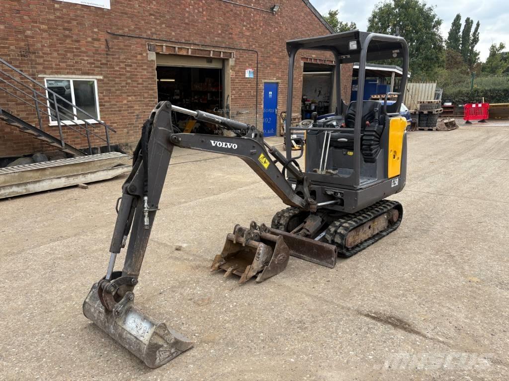 Volvo EC 15 D 소형 굴삭기 7톤 미만