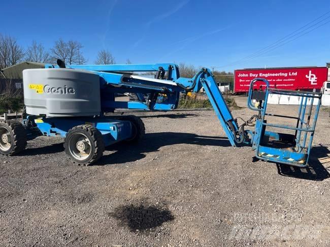 Genie Z 45/25 J 관절형 전동이동 리프트