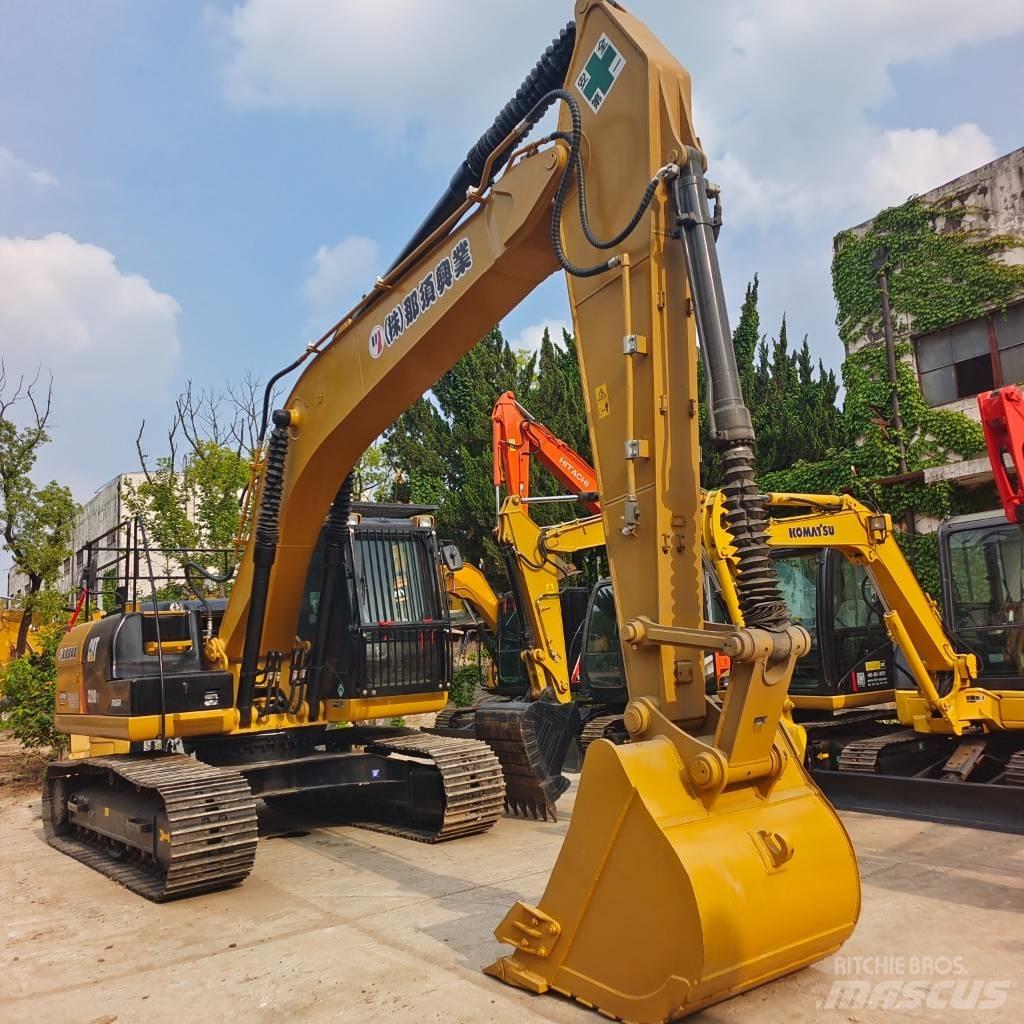 CAT 320D 대형 굴삭기 29톤 이상