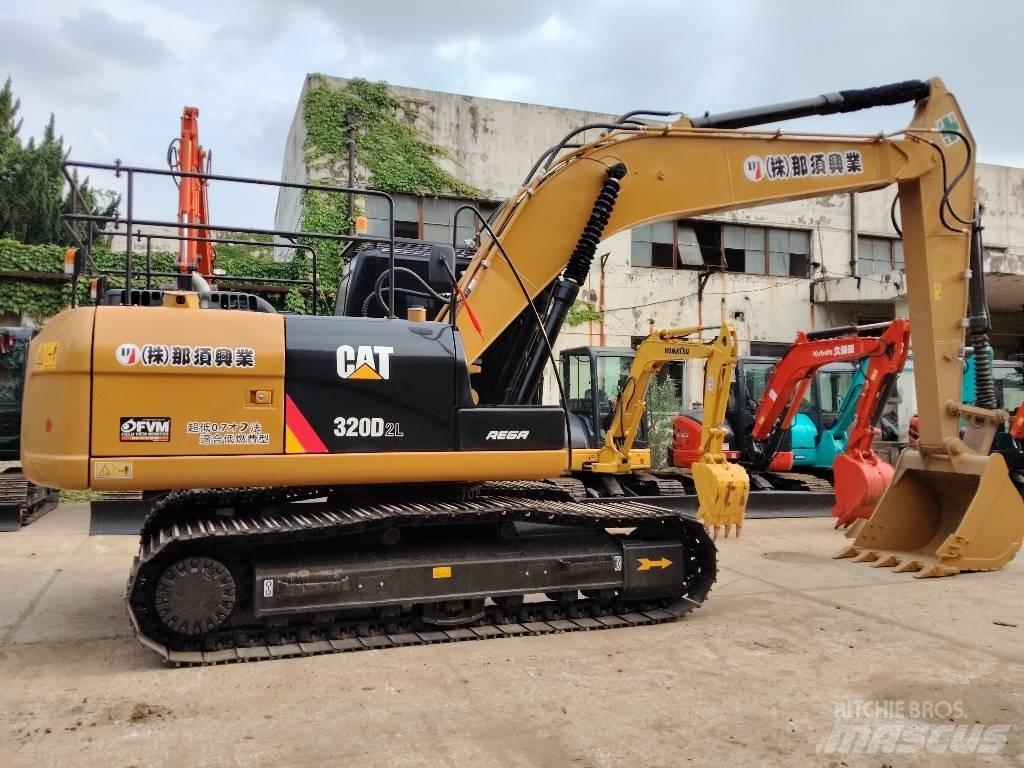 CAT 320D 대형 굴삭기 29톤 이상