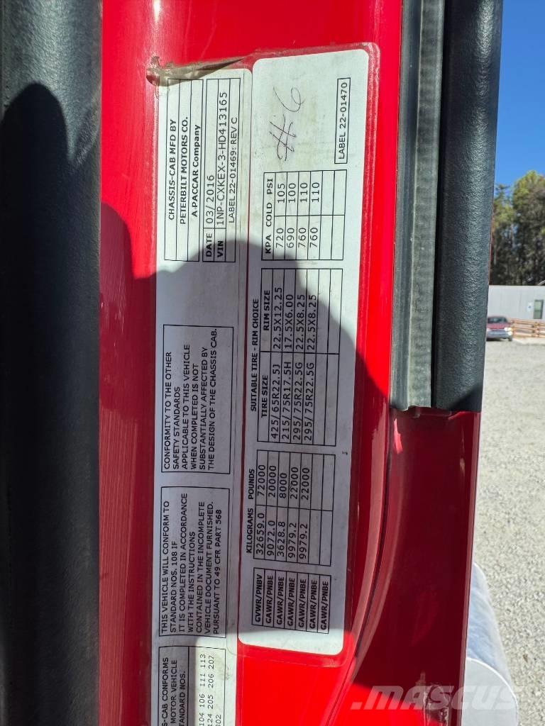 Peterbilt 567 덤프 트럭