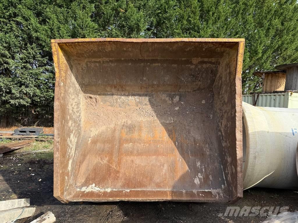 Terex TA9 건설현장 덤프트럭