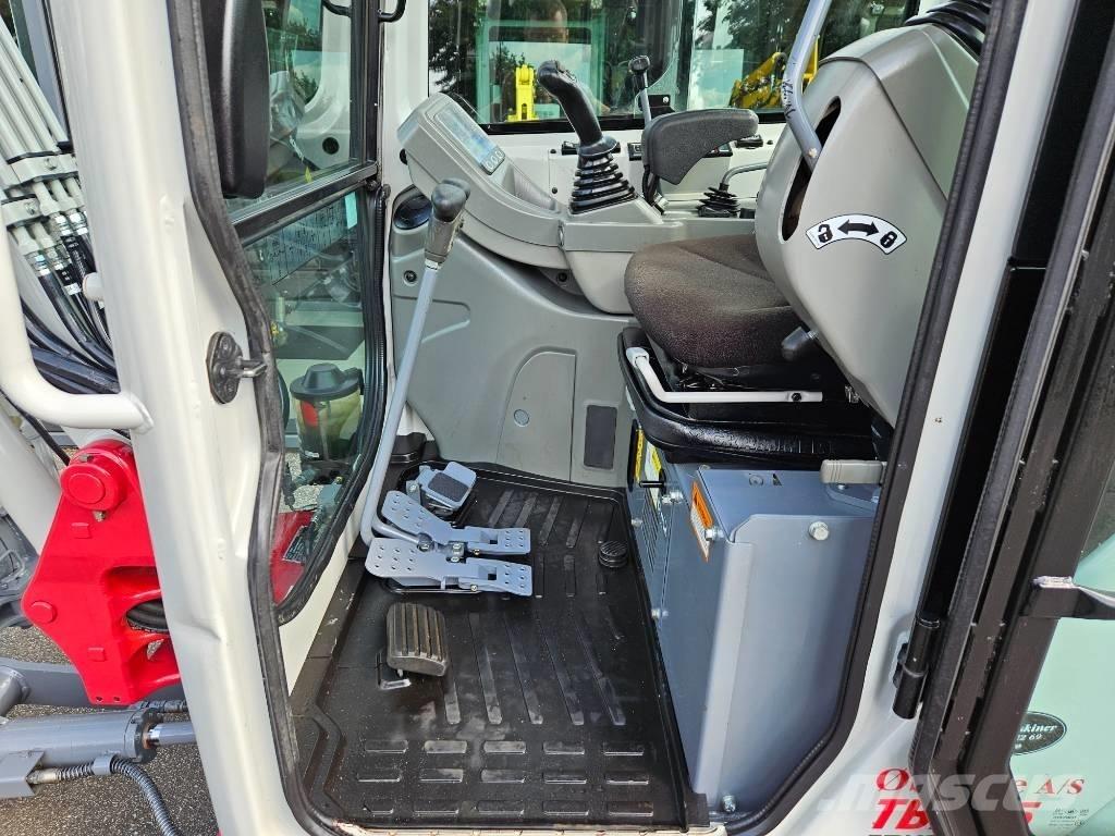 Takeuchi TB 225 소형 굴삭기 7톤 미만