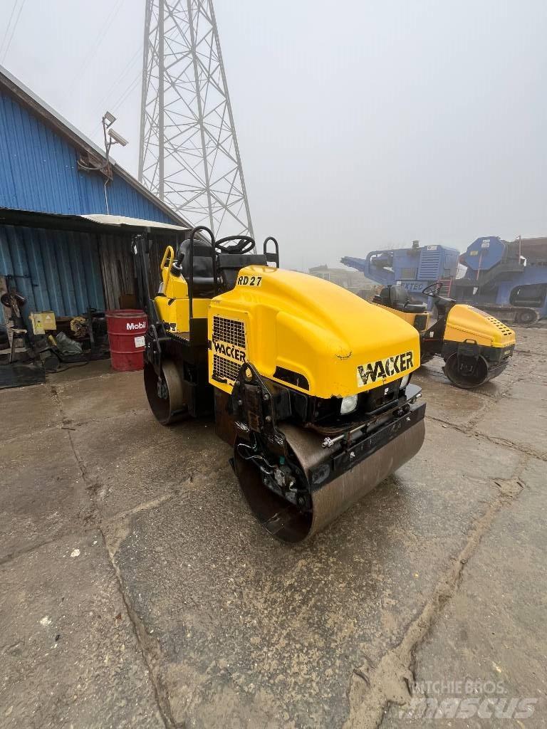 Wacker RD27 토양 다짐기
