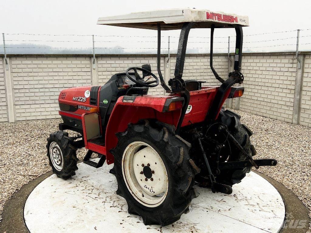 Mitsubishi MT225 트랙터