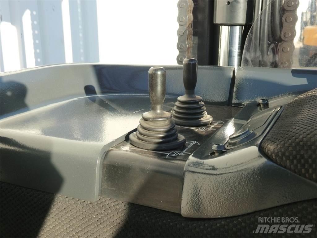 Linde R14 리치 트럭
