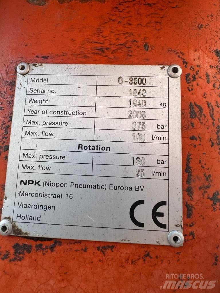 NPK D 3500 집게