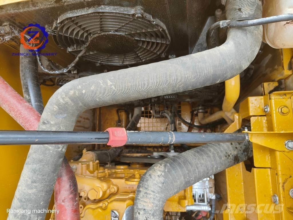 CAT 320 GC 대형 굴삭기 29톤 이상