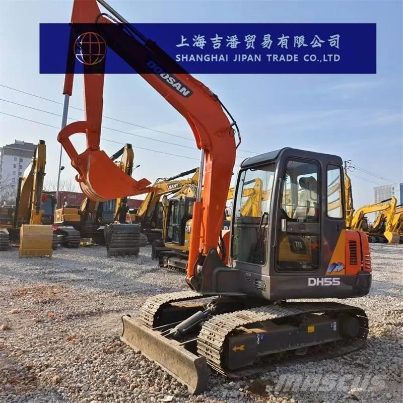 Doosan DH 55 소형 굴삭기 7톤 미만