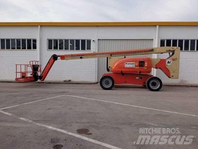JLG 800 AJ 관절형 전동이동 리프트