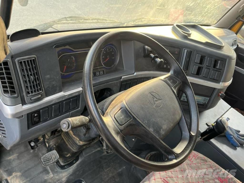 Sany STC250C5-2 A/T 크레인