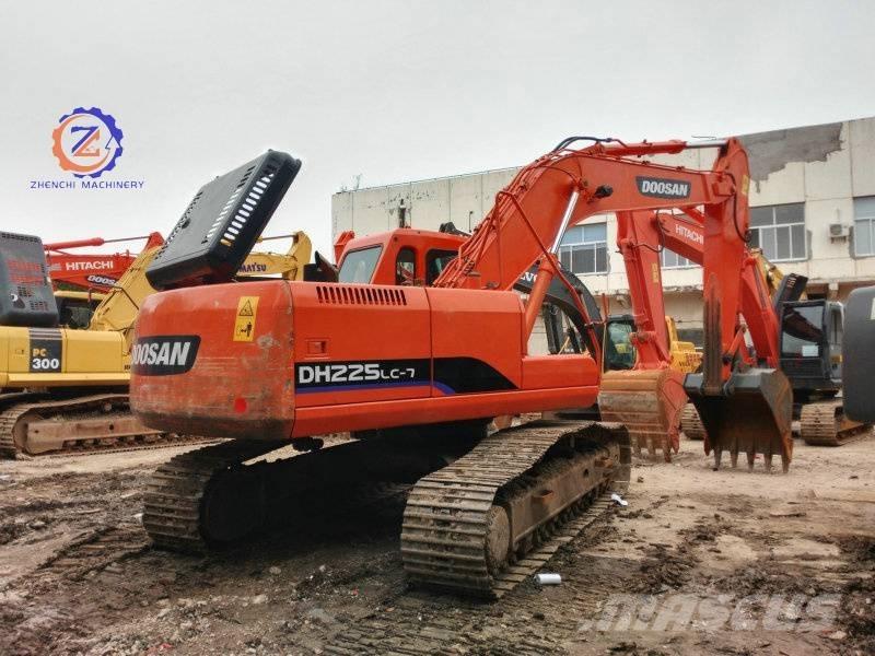Doosan DH 225 LC-7 대형 굴삭기 29톤 이상