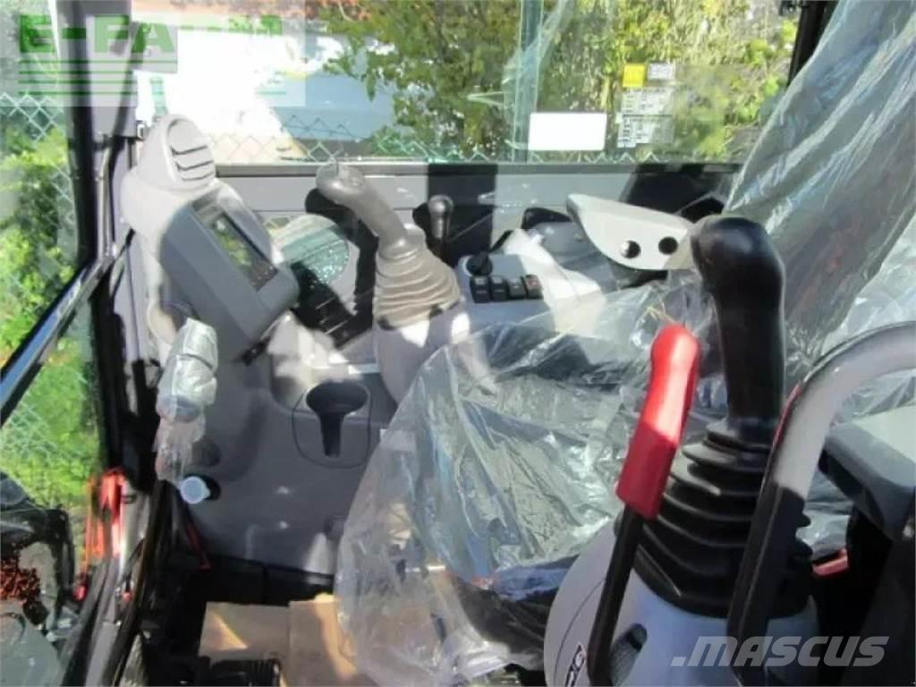 Hitachi zx 33 u-6  휠 굴삭기