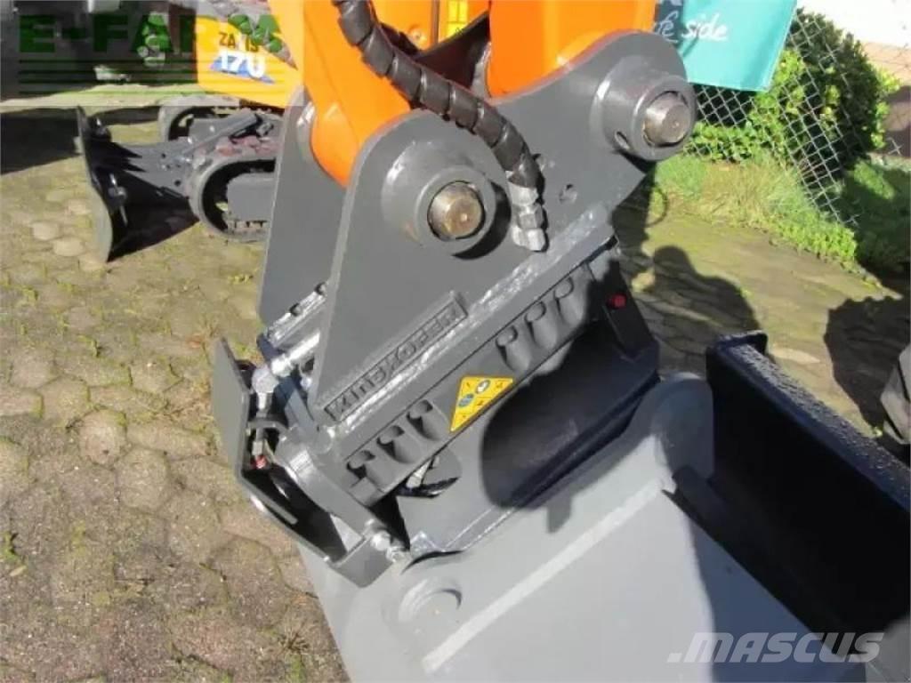 Hitachi zx 33 u-6  휠 굴삭기