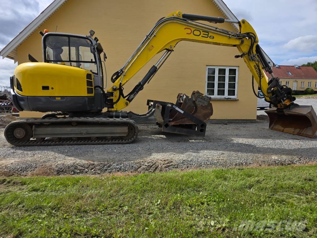 Wacker Neuson 8003 중형굴삭기 7톤-28톤