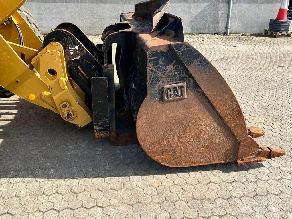 CAT 926M  휠로우더