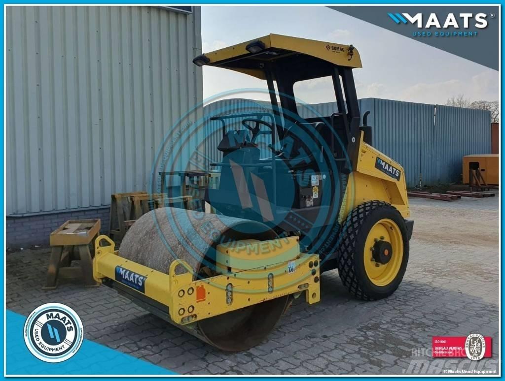 Bomag BW 124 D H-4 싱글 드럼 롤러