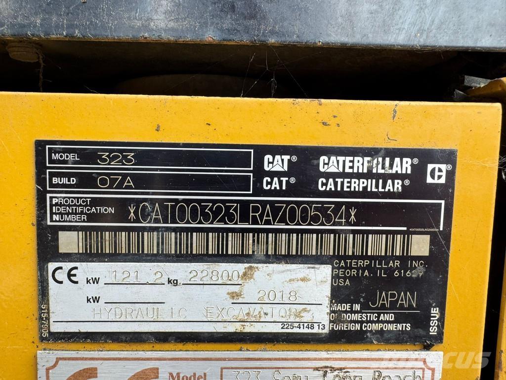 CAT 323 대형 굴삭기 29톤 이상