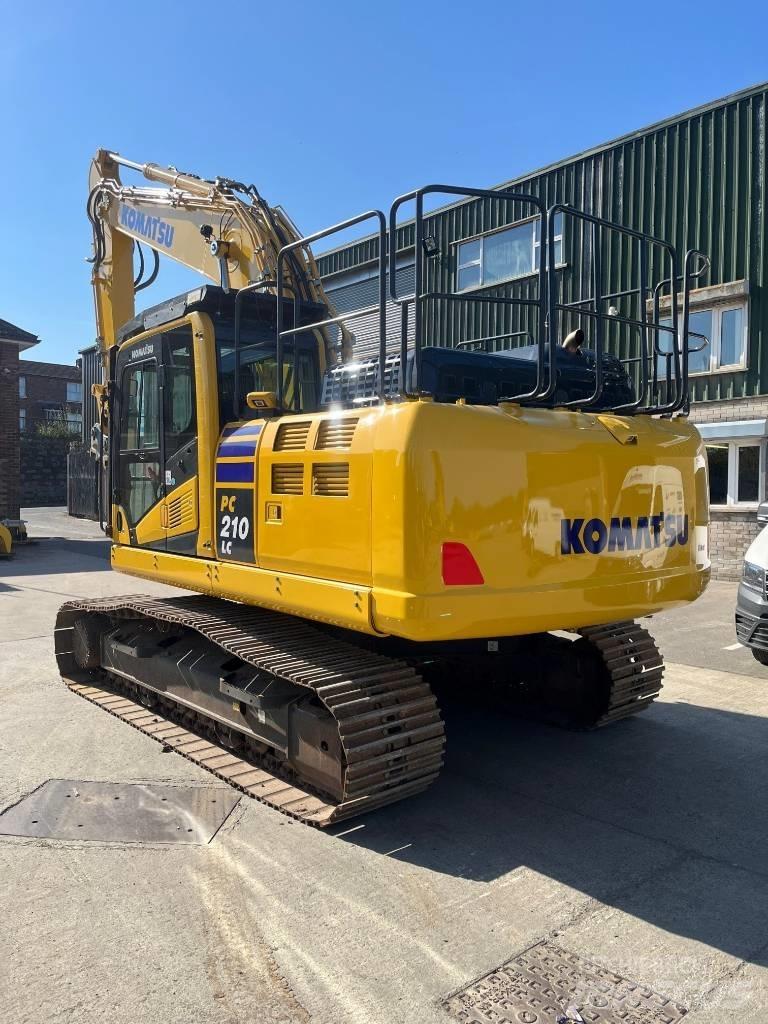 Komatsu PC210LC-11E0 대형 굴삭기 29톤 이상