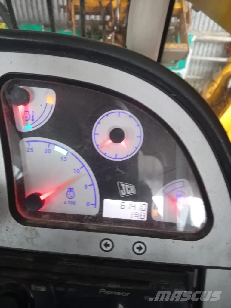 JCB 540-140 텔러 핸들러