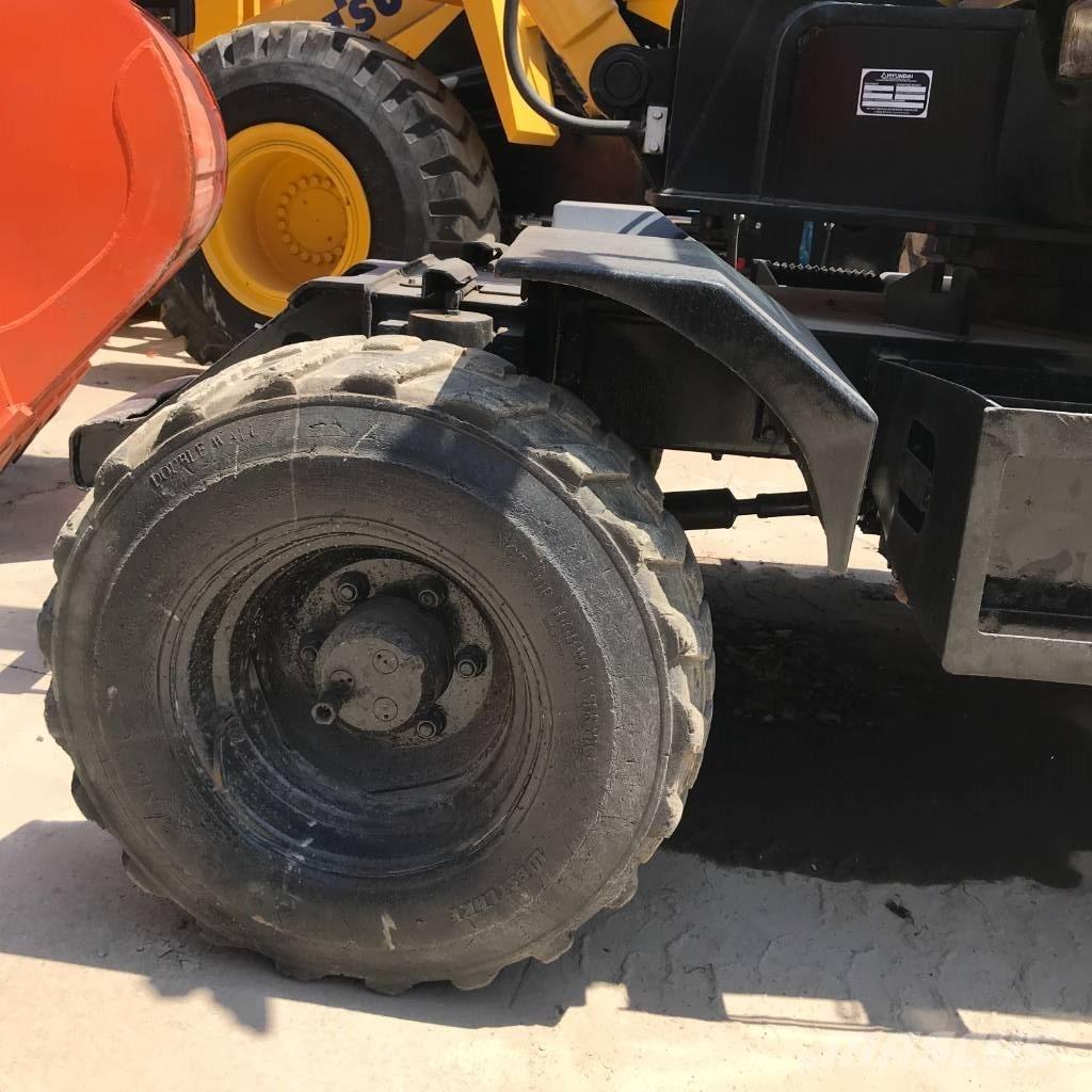 Hyundai 60 W  휠 굴삭기