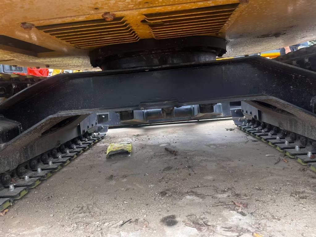 CAT 303.5 E CR 소형 굴삭기 7톤 미만