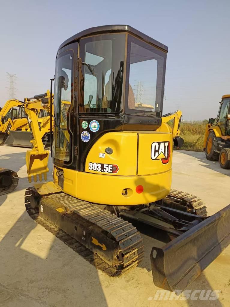 CAT 303.5 E CR 소형 굴삭기 7톤 미만
