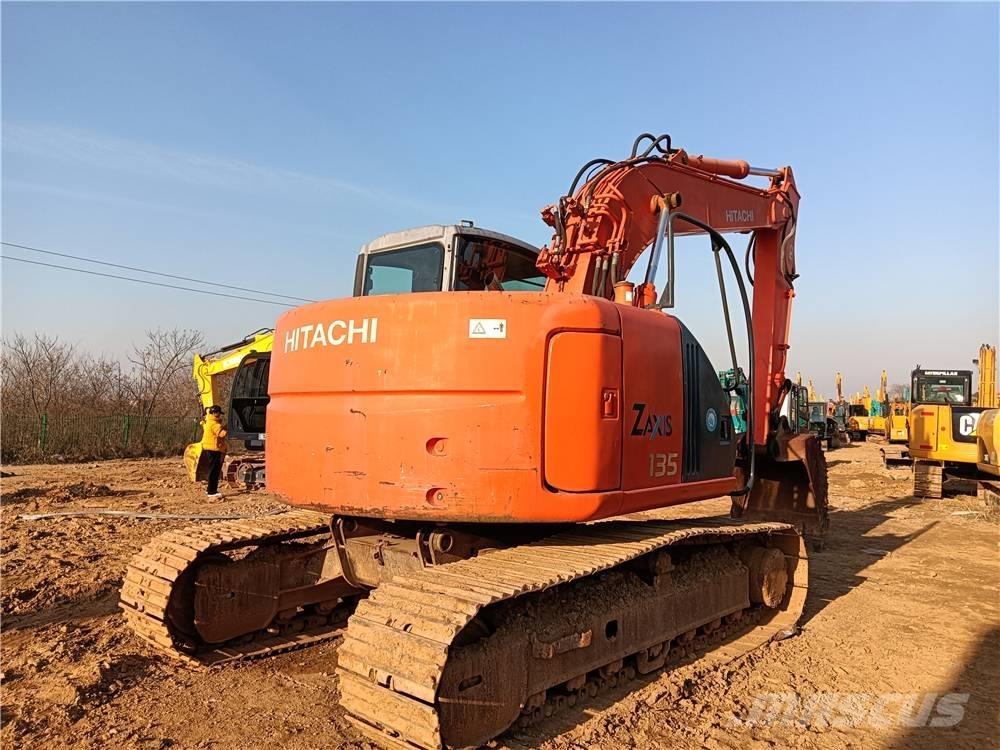 Hitachi ZX135US 대형 굴삭기 29톤 이상