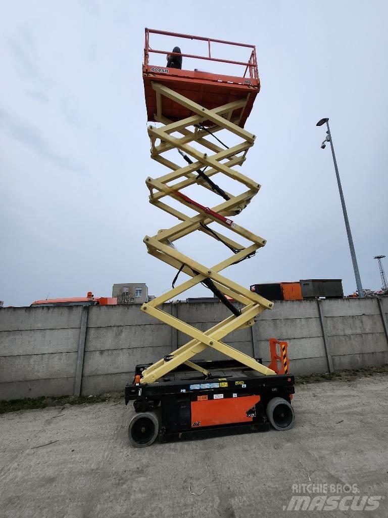 JLG 4045 가위형 리프트