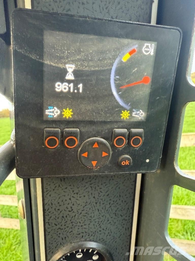 Gehl R 105  스키드로더