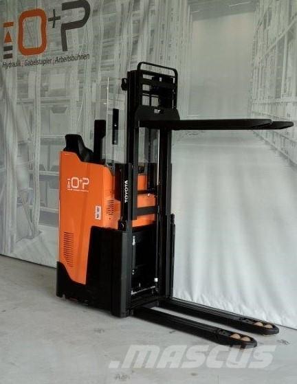 Toyota SSI200D 보행식 리치 지게차