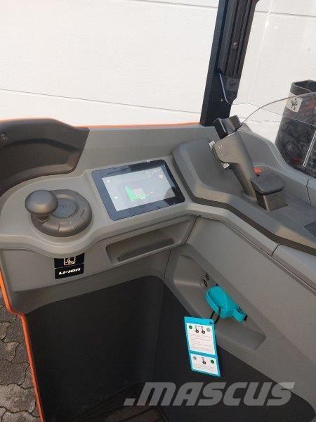 Toyota SSI200D 보행식 리치 지게차