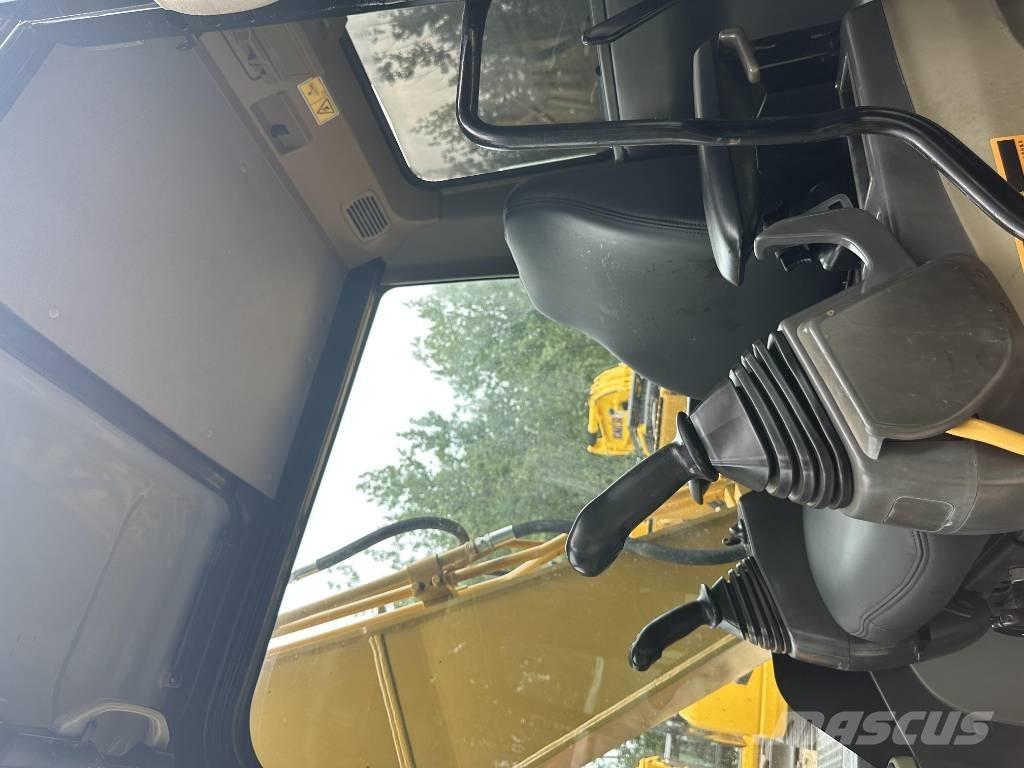 CAT 312D 대형 굴삭기 29톤 이상